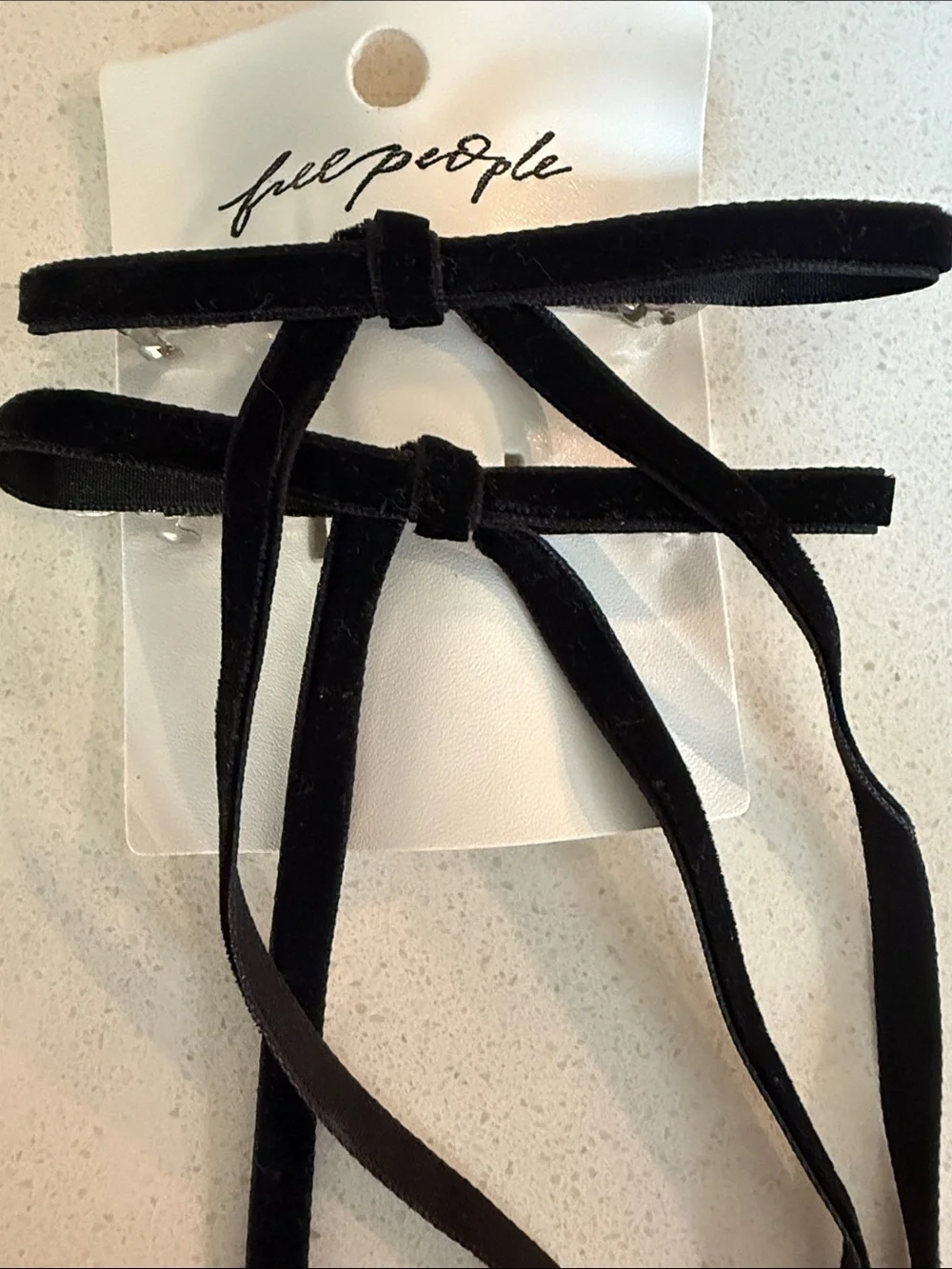 Free People Baby Bows Set of 2 Black Velvet Hair Bows